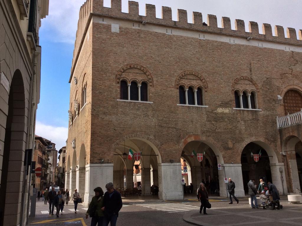 La Loggia Al Duomo - Treviso Apartamento Exterior foto